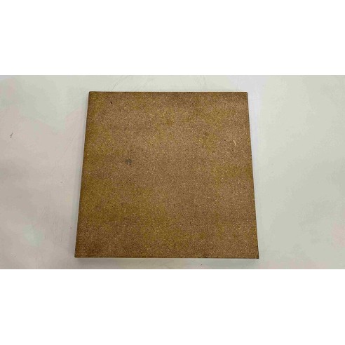 Dalle de faux plancher technique bomb.