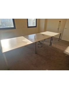 Table de réunion