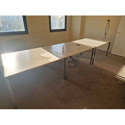 Table de réunion