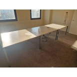 Table de réunion