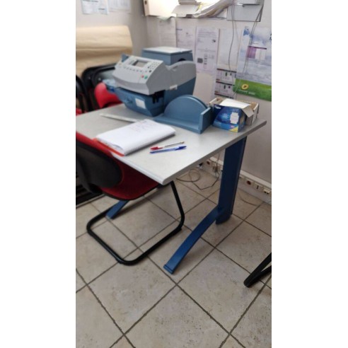 Bureau 80