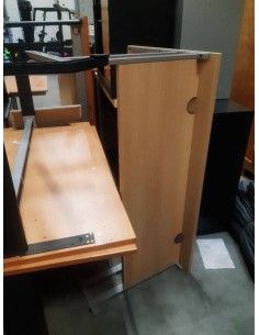 Bureau droit pieds gris