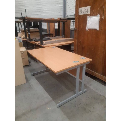 Bureau droit pieds gris