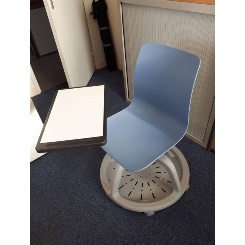Chaise de formation avec tablette