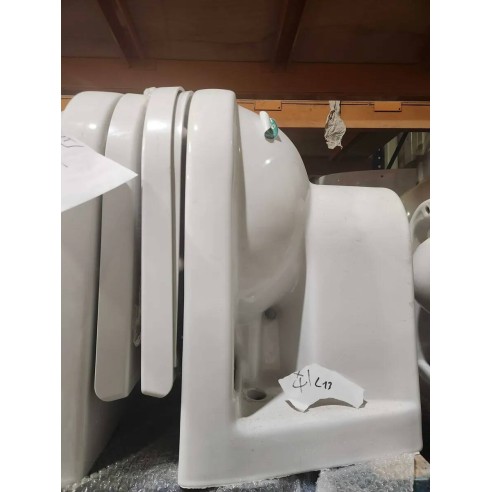 WC suspendu sans marque - reconditionné (Réf 137)