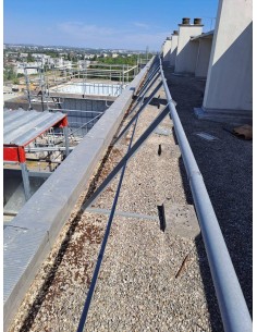 Garde corps métallique toiture