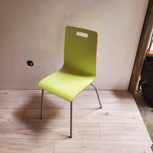 Chaise restauration verte