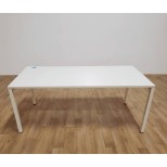 Bureau blanc 180