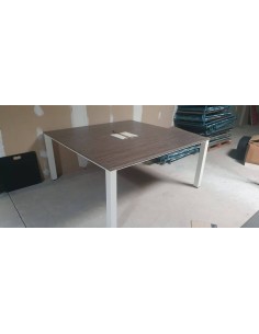 Table de réunion