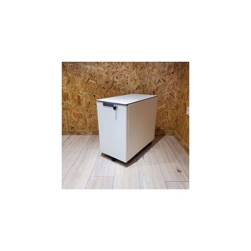 Caisson blanc étroit