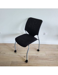 Chaise de réunion à roulette