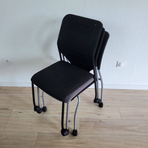 Chaise de réunion à roulette