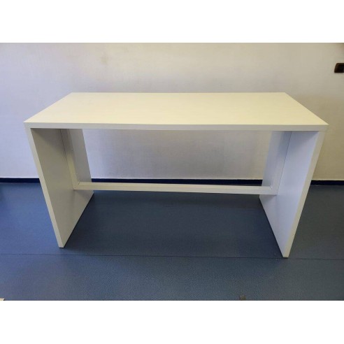 Table haute blanche