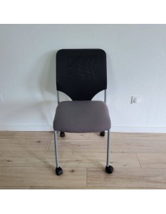 Chaise de réunion à roulette 2