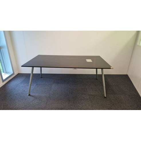 Table de réunion