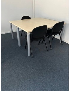 Table de réunion