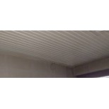Dalle faux plafond métallique