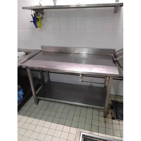Desserte inox 140×87×70 cm – Réemploi