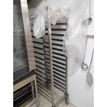 Échelle à plats sur roulettes 40×165×60 cm – Réemploi