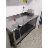 Plan de travail inox avec ouvre-boîte 160×85×70 cm – Réemploi