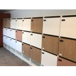 Agencement et mobilier sur-mesure upcyclé