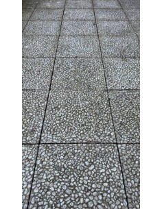 Dalles gravillonnées