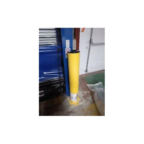 Potelets et étriers de protection