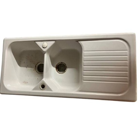 Evier à encastrer 2 bacs avec égouttoir