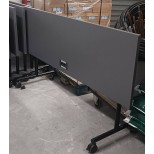 Table de réunion rabattable