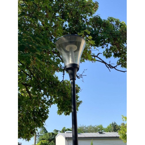 Lampadaire extérieur - LED